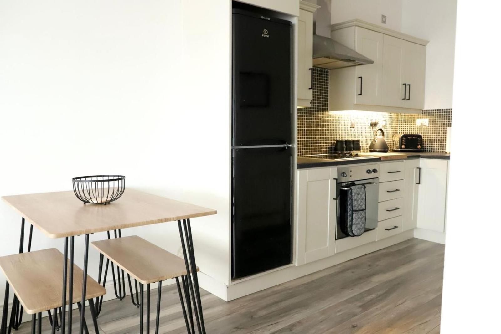 The Padora Apartment Portrush Bagian luar foto
