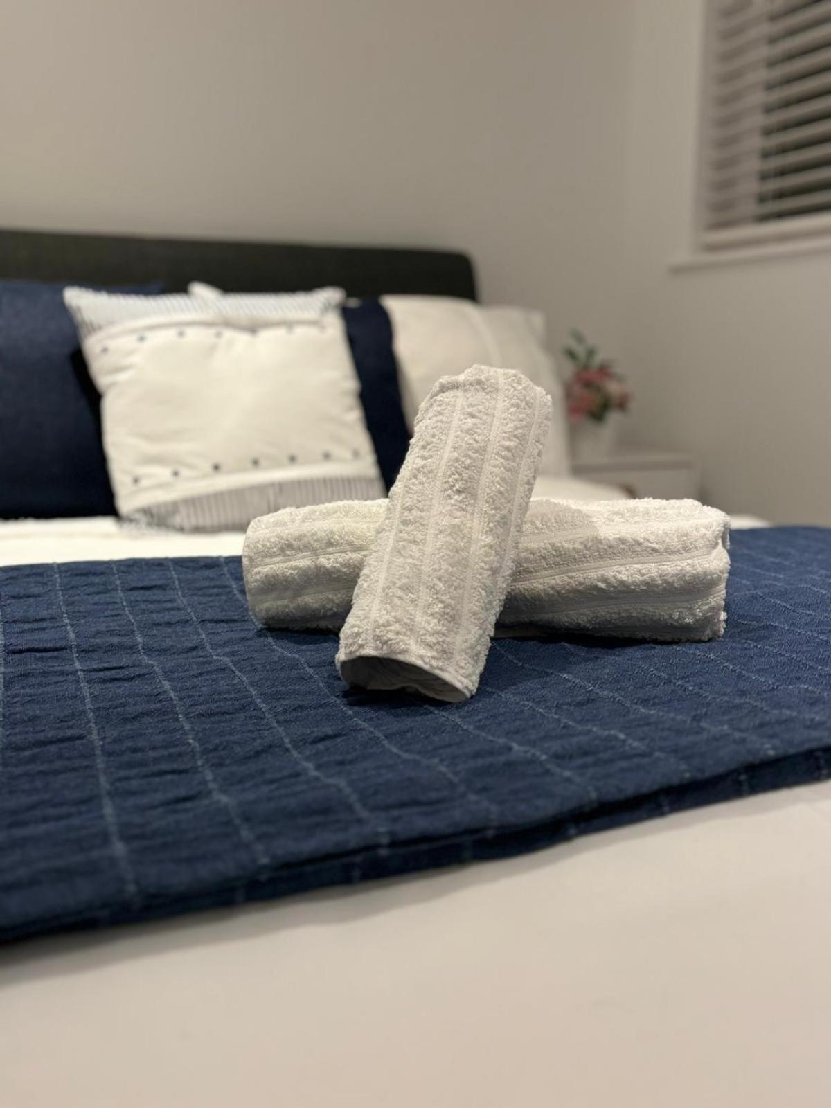The Padora Apartment Portrush Bagian luar foto